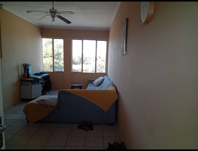 2 BEDROOM APARTMENT FOR SALE IN RUSTENBURG CENTRAL